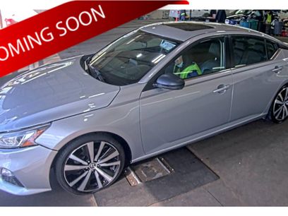 Used 2020 Nissan Altima 2.5 SR w/ Premium Package