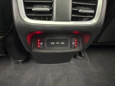 Used 2022 Acura RDX AWD w/ Advance Package image 9