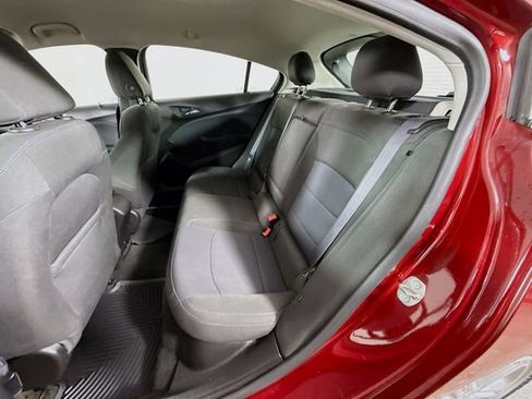 Used 2017 Chevrolet Cruze LT w/ Convenience Package image 25