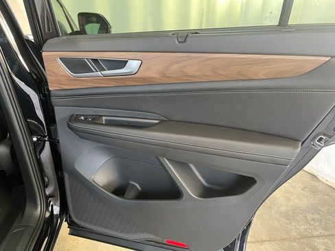 New 2026 Volkswagen Atlas SE image 23