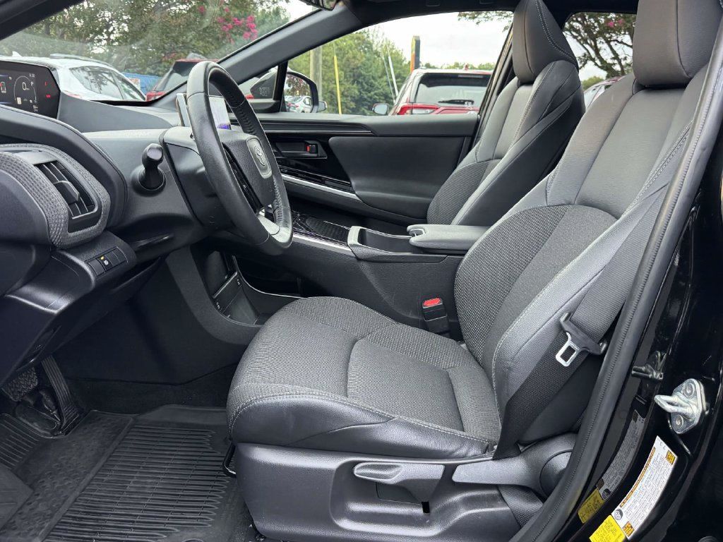 Used 2023 Toyota bZ4X AWD w/ Weather Package image 20
