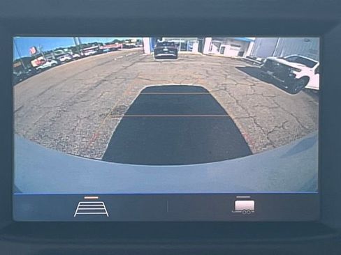 Used 2022 Chevrolet Silverado 1500 Custom RWD image 10