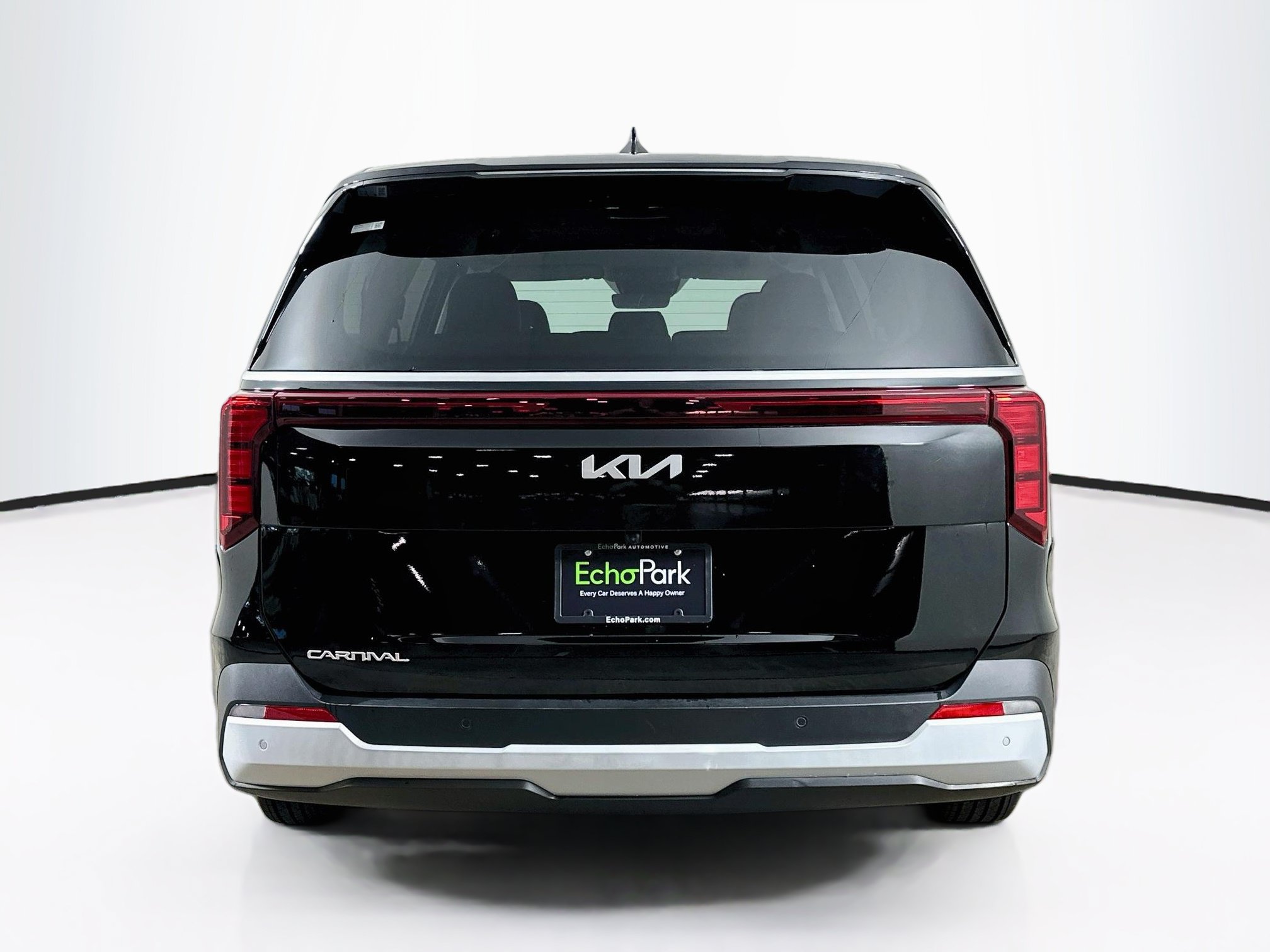 Used 2026 Kia Carnival FWD image 7