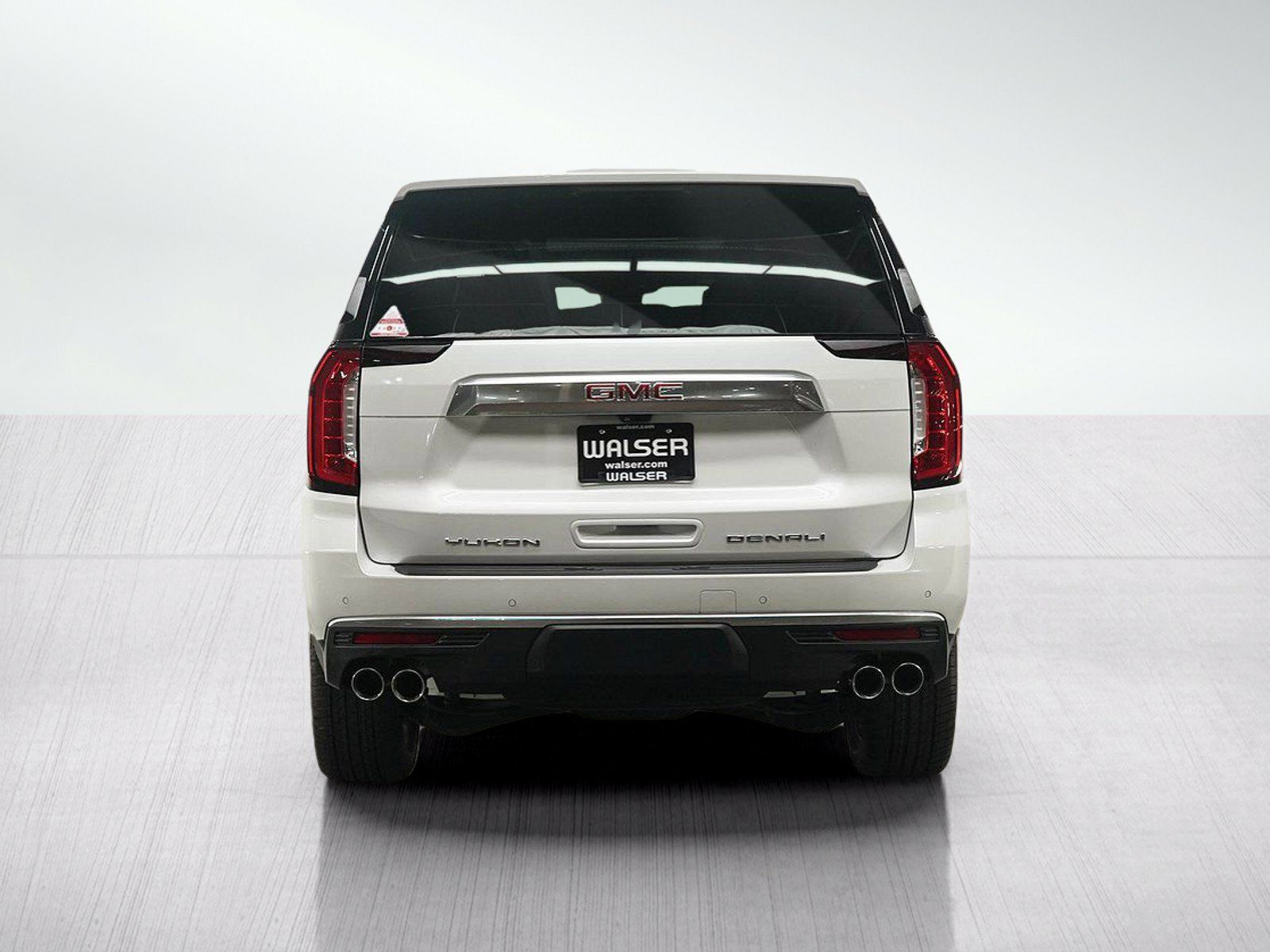 Used 2024 GMC Yukon Denali w/ Denali Reserve Package AWD/4WD image 4