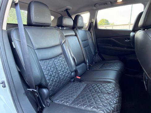 Used 2019 Nissan Murano Platinum w/ Cargo Package image 16