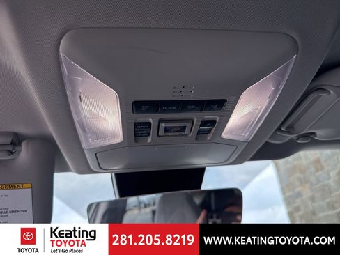 Used 2023 Toyota RAV4 XLE Premium FWD image 19