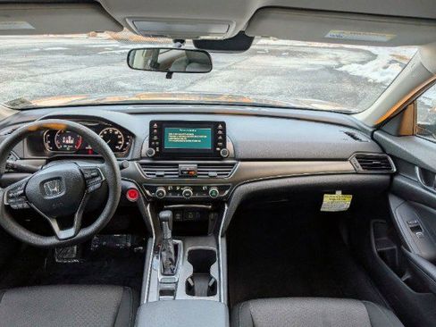 Used 2021 Honda Accord LX image 5
