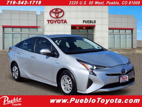 Used 2018 Toyota Prius Three image 1