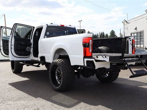 Used 2026 Ford F350 Platinum AWD/4WD image 35