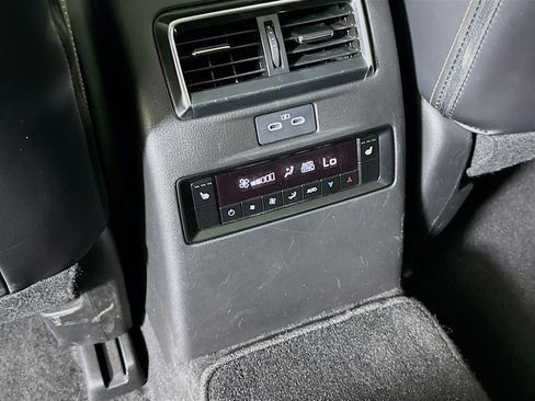 Used 2025 MAZDA CX-90 3.3 Turbo w/ Premium Plus Pkg image 28