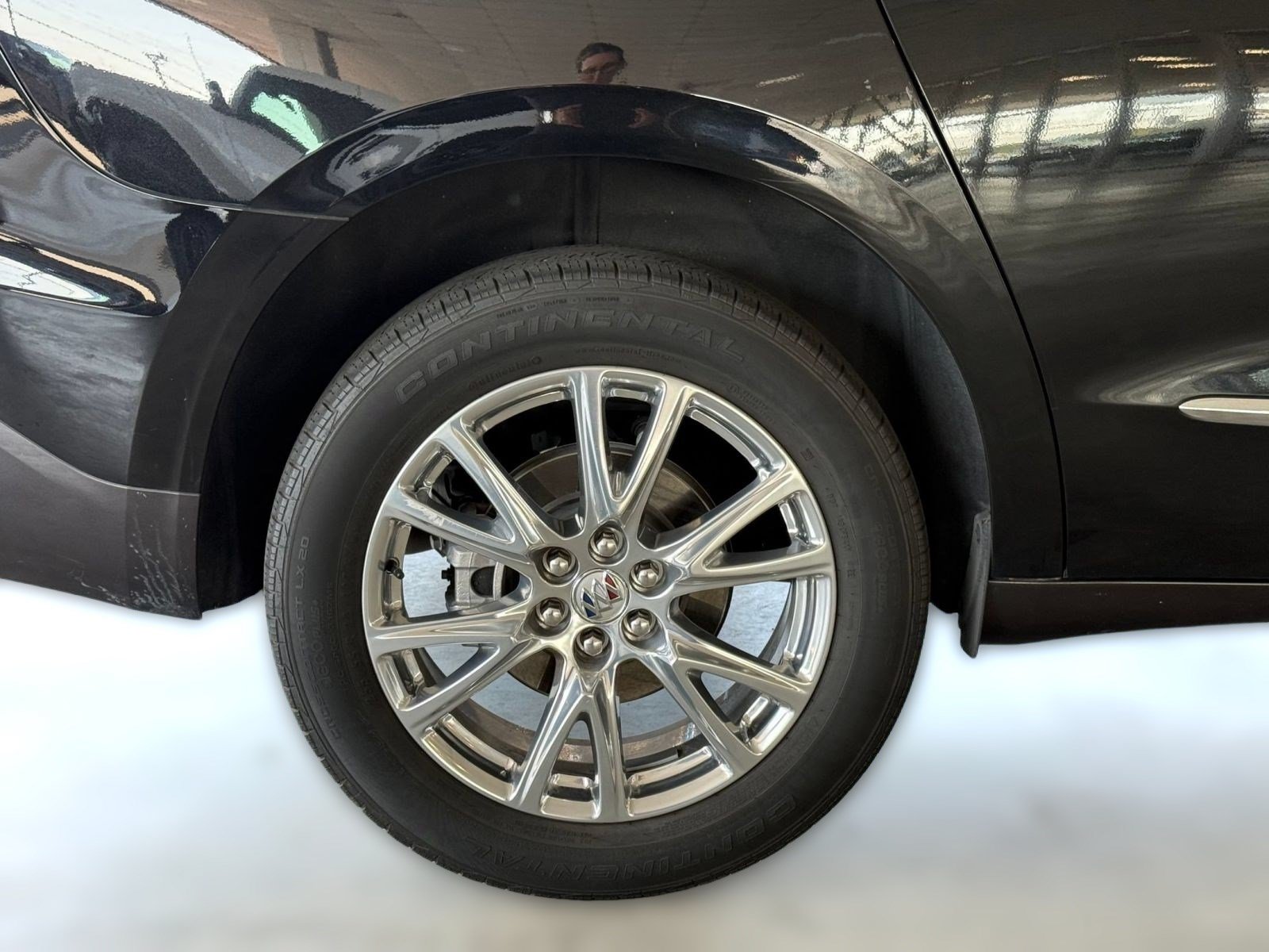 Used 2023 Buick Enclave Essence w/ Experience Buick Package FWD image 13