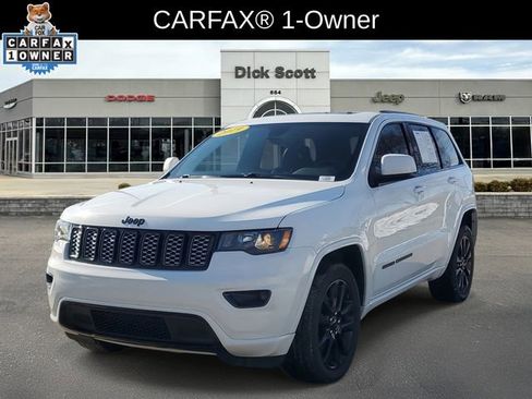 Used 2019 Jeep Grand Cherokee Altitude AWD/4WD image 2