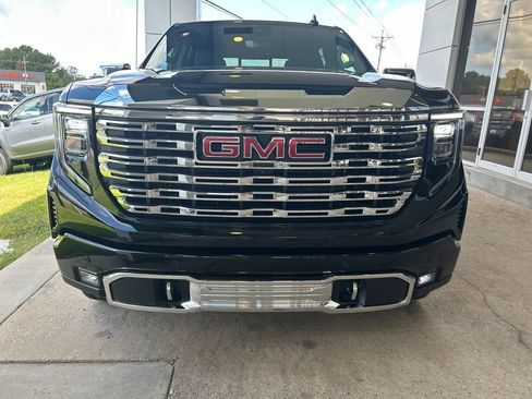 Used 2026 GMC Sierra 1500 Denali w/ Technology Package AWD/4WD image 3
