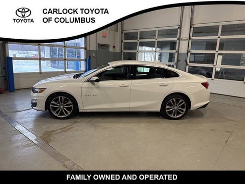 Used 2024 Chevrolet Malibu LT FWD image 2