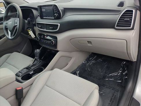 Used 2019 Hyundai Tucson SE image 20