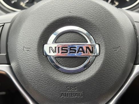 Used 2021 Nissan Rogue Sport SL w/ Premium Package image 27