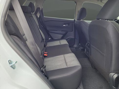 New 2026 Nissan Rogue SV w/ Cold Weather Package AWD/4WD image 28