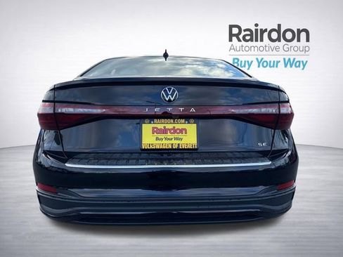 New 2026 Volkswagen Jetta SE FWD image 6