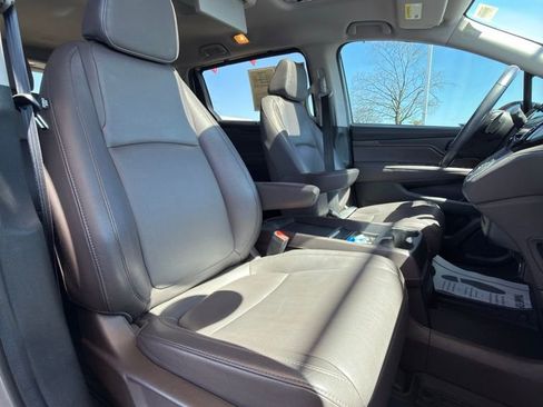 Used 2019 Honda Odyssey EX-L image 41