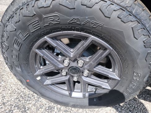 New 2025 Jeep Gladiator Sport image 26