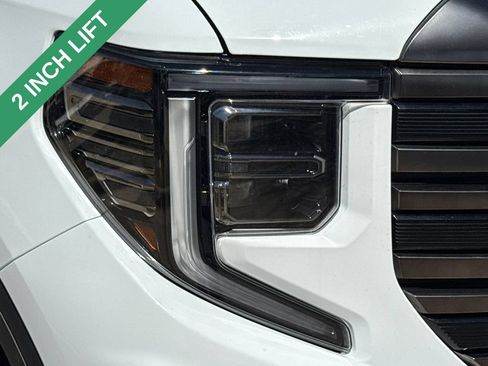 Used 2022 GMC Sierra 1500 AT4X AWD/4WD image 4