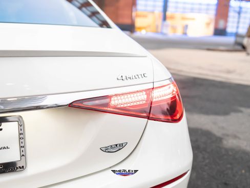 Used 2021 Mercedes-Benz S 580 4MATIC Sedan w/ AMG Line image 48