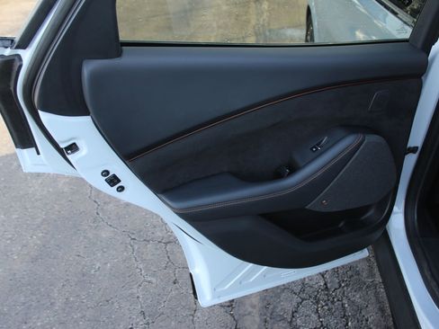 Used 2022 Ford Mustang Mach-E GT image 19