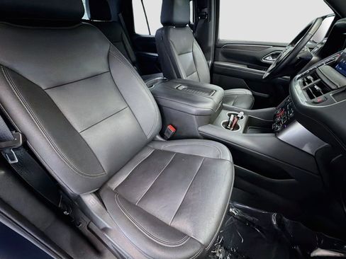 Used 2023 Chevrolet Tahoe LT w/ Luxury Package RWD image 14