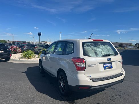 Used 2014 Subaru Forester 2.5i AWD/4WD image 34