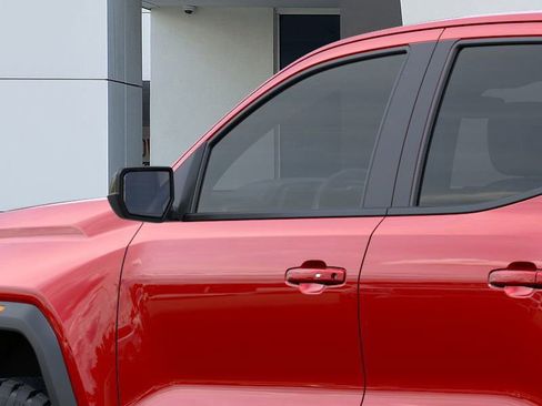 New 2026 GMC Canyon Elevation w/ Convenience Package image 12