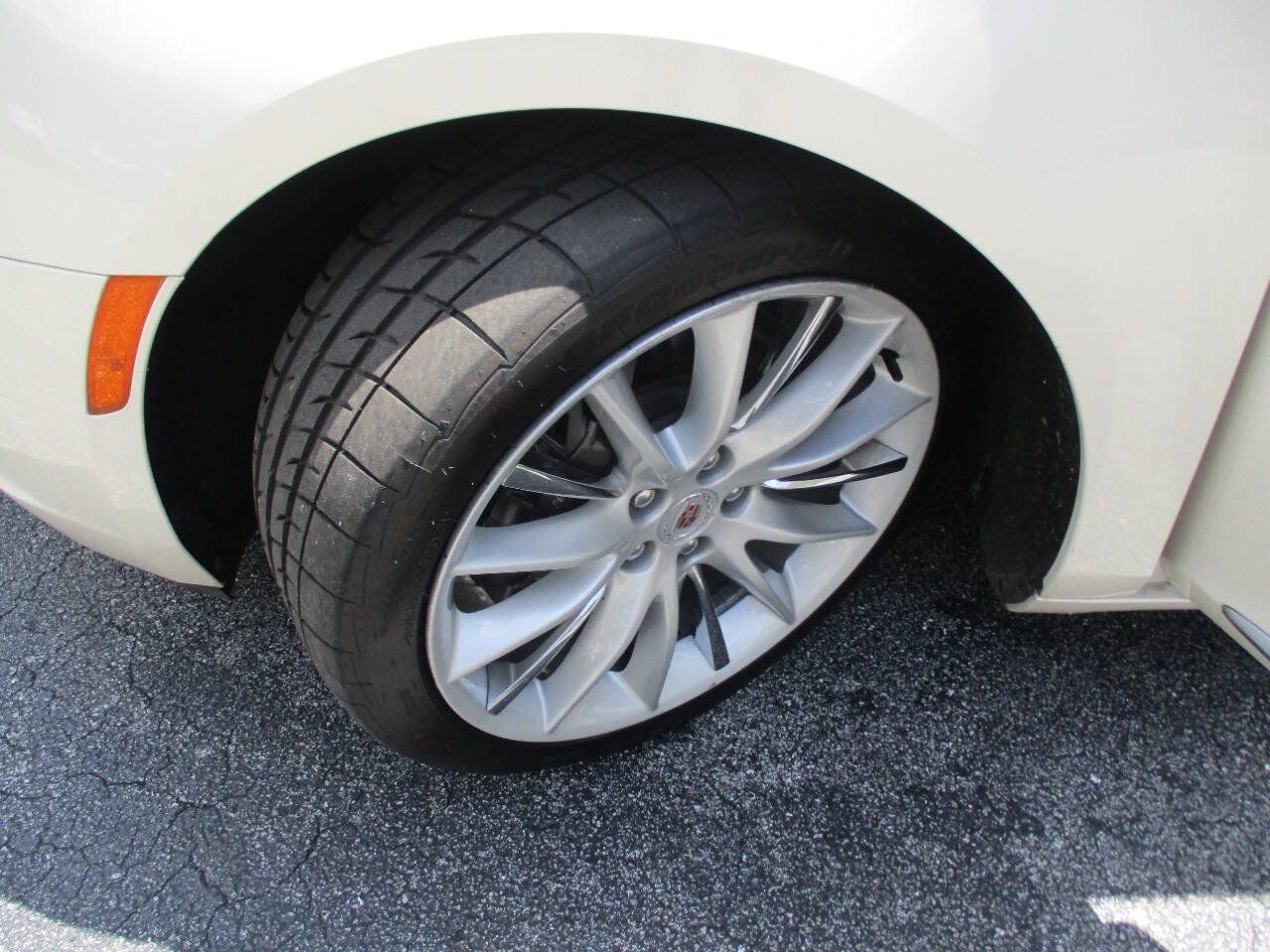 Used 2013 Cadillac XTS Platinum FWD image 32
