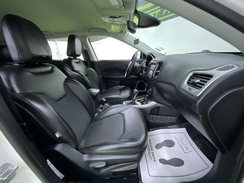 Used 2019 Jeep Compass Latitude w/ Popular Equipment Group image 28