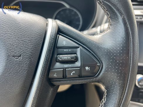 Used 2017 Nissan Maxima 3.5 SL FWD image 25
