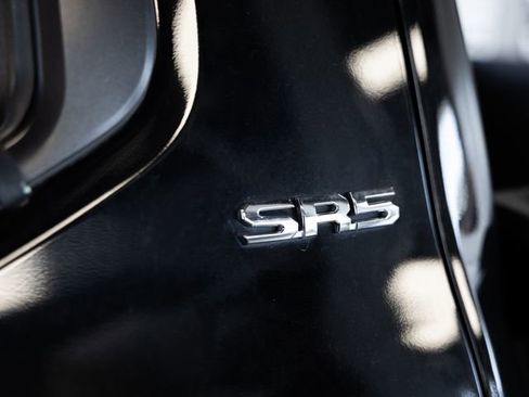 Certified 2024 Toyota Tacoma SR5 image 7