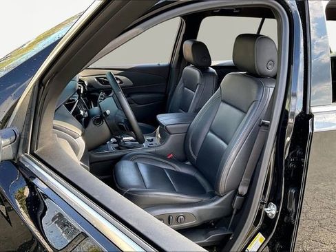 Used 2023 Chevrolet Traverse LT AWD/4WD image 15