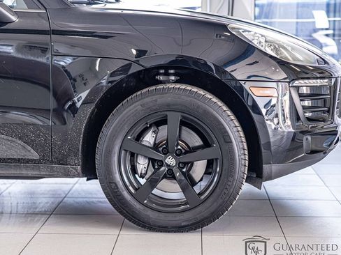 Used 2017 Porsche Macan image 10