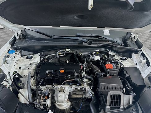 Used 2024 Honda HR-V Sport image 32