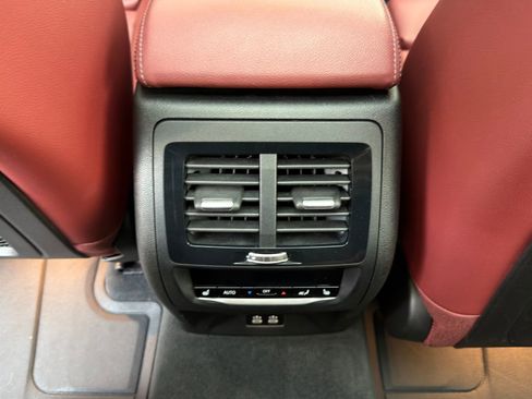 Used 2021 BMW X4 xDrive30i w/ M Sport Package image 16