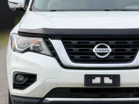 Used 2017 Nissan Pathfinder SV AWD/4WD image 11