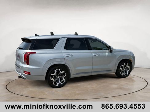 Used 2022 Hyundai Palisade Calligraphy w/ Cargo Package FWD image 3
