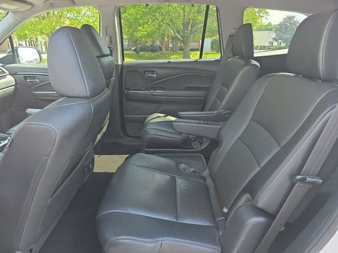 Used 2022 Honda Pilot Touring image 26