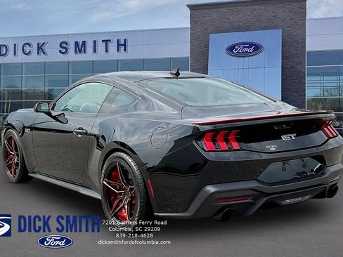 Used 2024 Ford Mustang GT RWD image 4