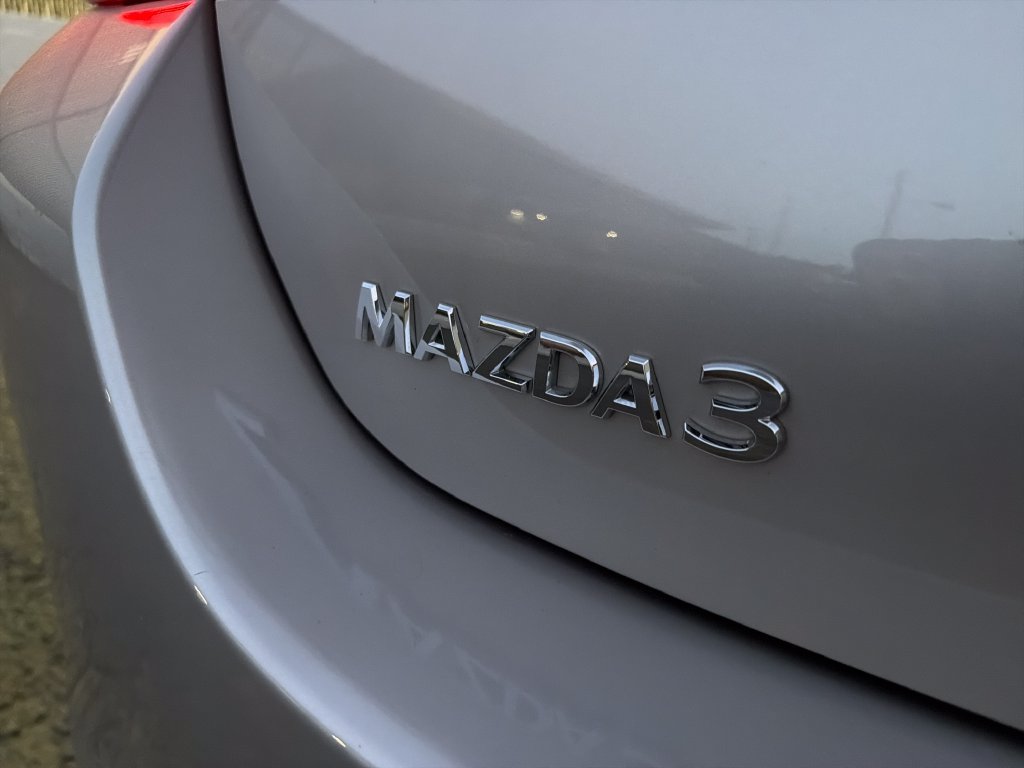 Used 2025 MAZDA MAZDA3 s FWD image 23