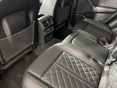 Used 2023 Audi SQ5 Premium Plus w/ Premium Plus Package image 11