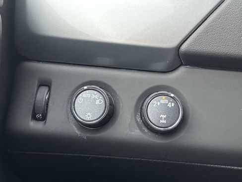 Used 2019 Chevrolet Tahoe LT image 24