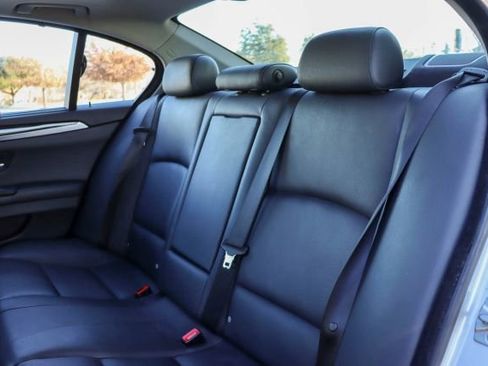 Used 2011 BMW 535i Sedan image 17
