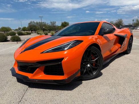 Used 2024 Chevrolet Corvette Z06 w/ Z07 Performance Package image 19