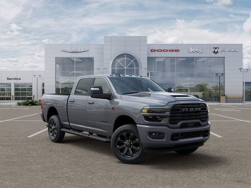 New 2026 RAM 2500 Laramie AWD/4WD image 5