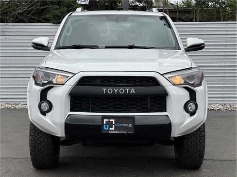Used 2017 Toyota 4Runner SR5 Premium AWD/4WD image 7