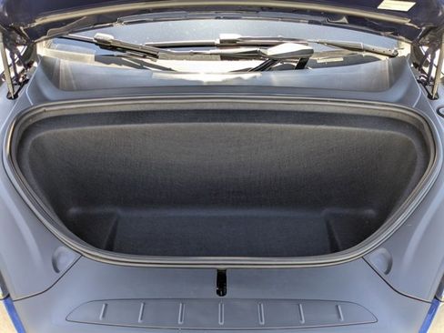 Used 2022 Tesla Model X image 24